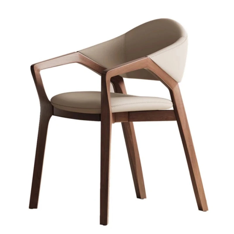 Holz-Loungesessel mit Lederbezug